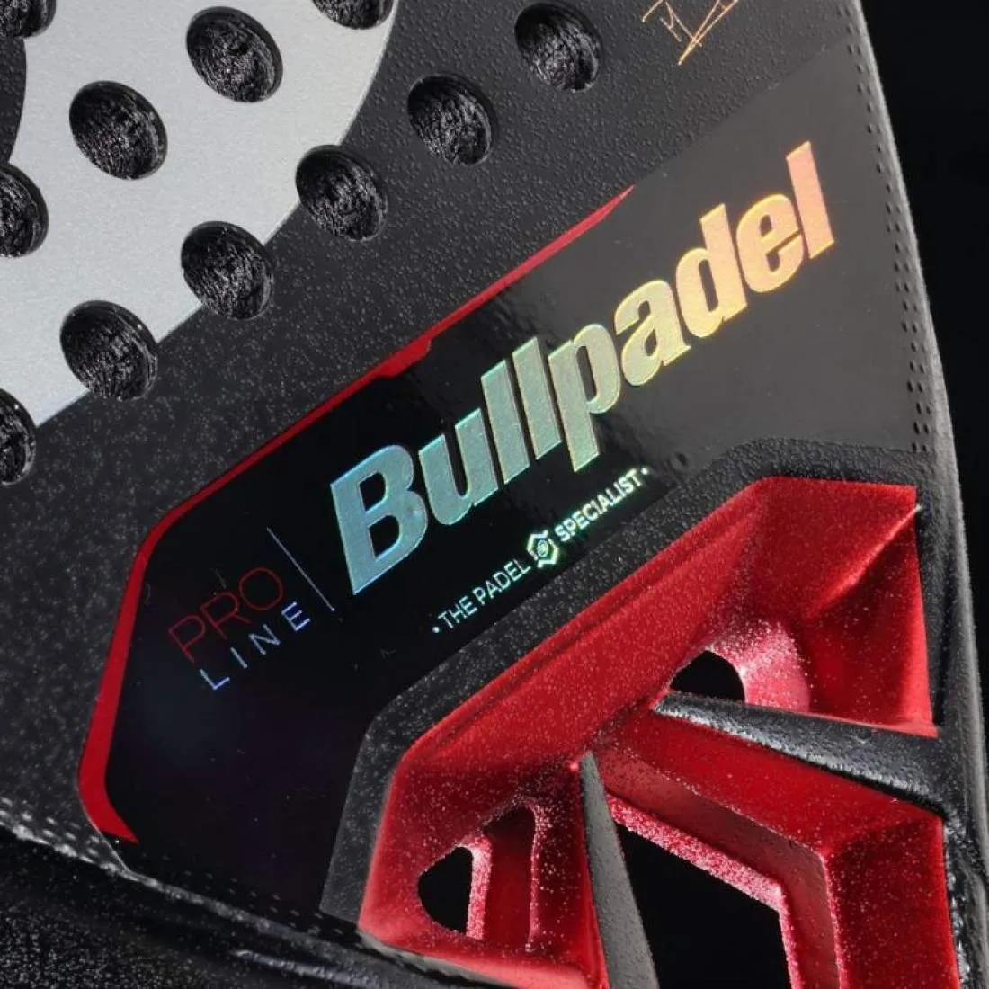 Pala Bullpadel Di Nenno Vertex 04 Comfort 2024 | Bullpadel